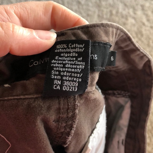 Shorts - Picture 3 of 3